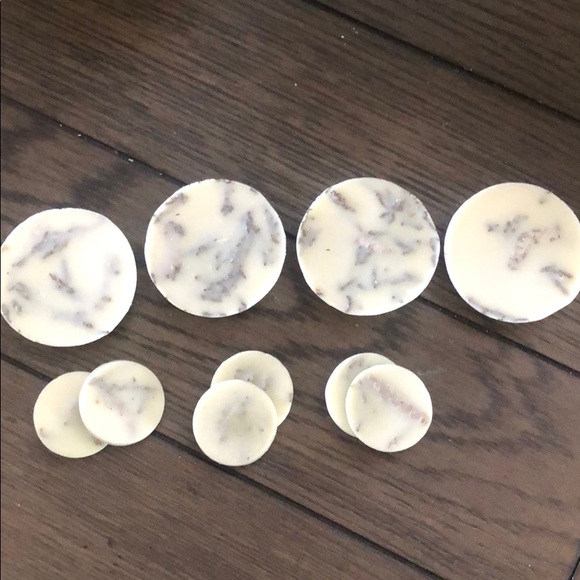 Munio Candela soy wax rounds handmade in Latvia - Picture 5 of 7